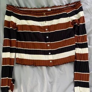 Off the shoulder stripped casual top